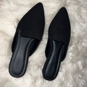 All Black Pointed Loafers